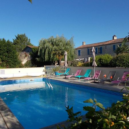 Le Clos Des Palmiers Saint-ouen-d'Aunis Kültér fotó